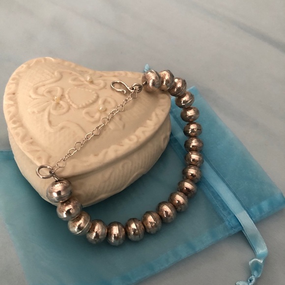 Sterling Silver Bracelet on jewelers Chain - Picture 3 of 5